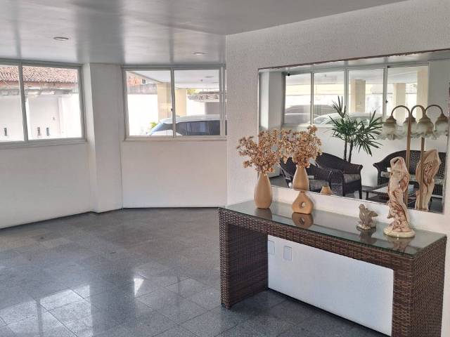 Apartamento para Venda em Fortaleza - 4